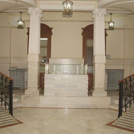Hostal La Selecta Madrid Bagian luar foto